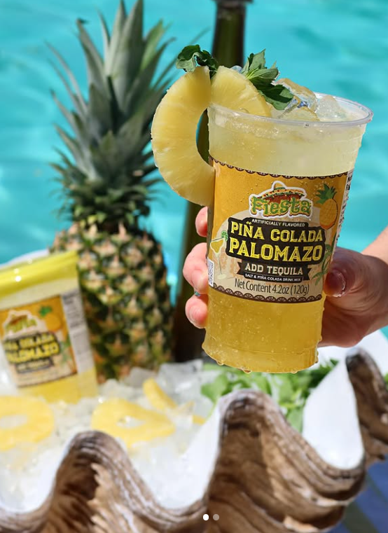 Palomazo PIna Colada Cup – The Ultimate Drink Mixer for Tequila, Vodka, Buzz Balls